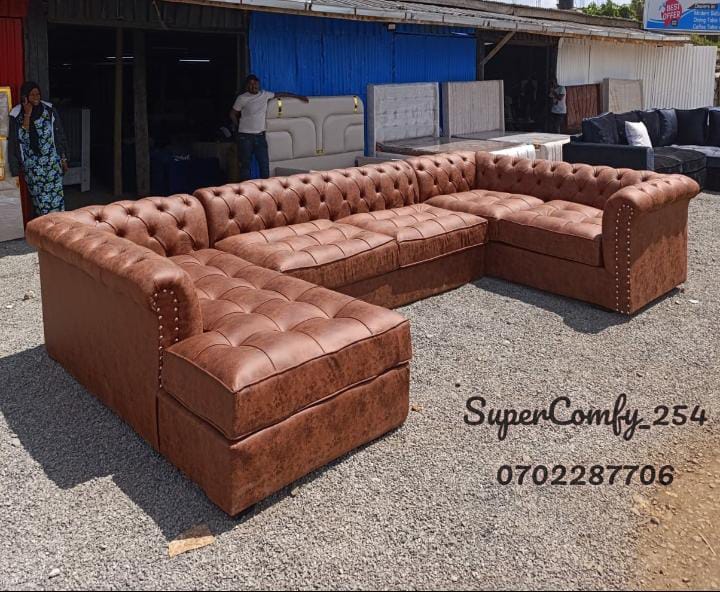 Luxury Chesterfield U-Shaped 9-Seater Couch – Plush Velvet Sofa