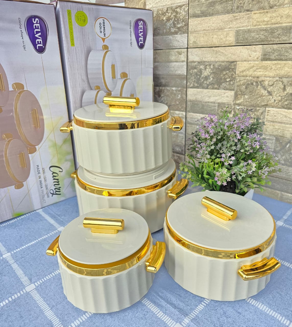 Set of 4 Camry Hotpots*1000ml  •1500ml  •2500ml  •3500ml