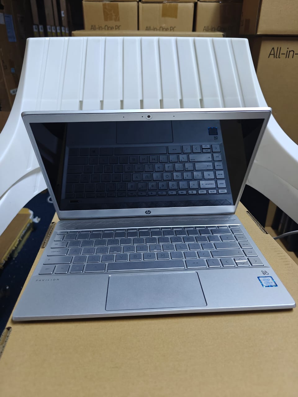 Hp pavilion 13  Intel coi5  8gb memory  256gb ssd  8th generation  13 inch screen size