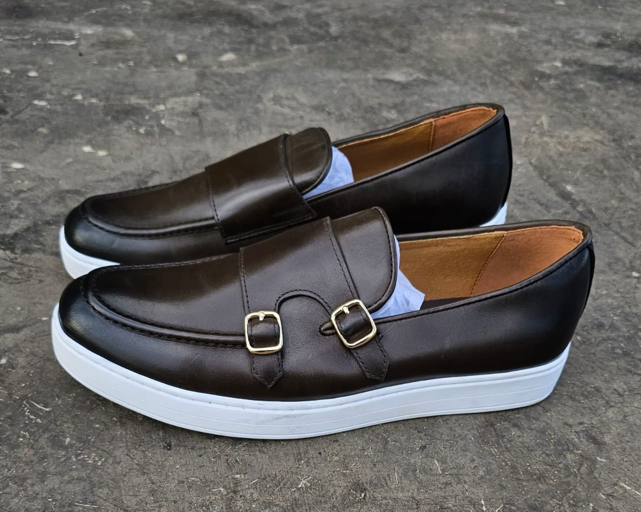 Main image of Double monk casual