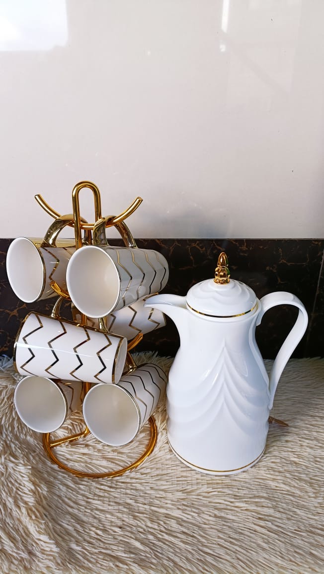 6 pc mug gold+1;0 awalyz breakable white