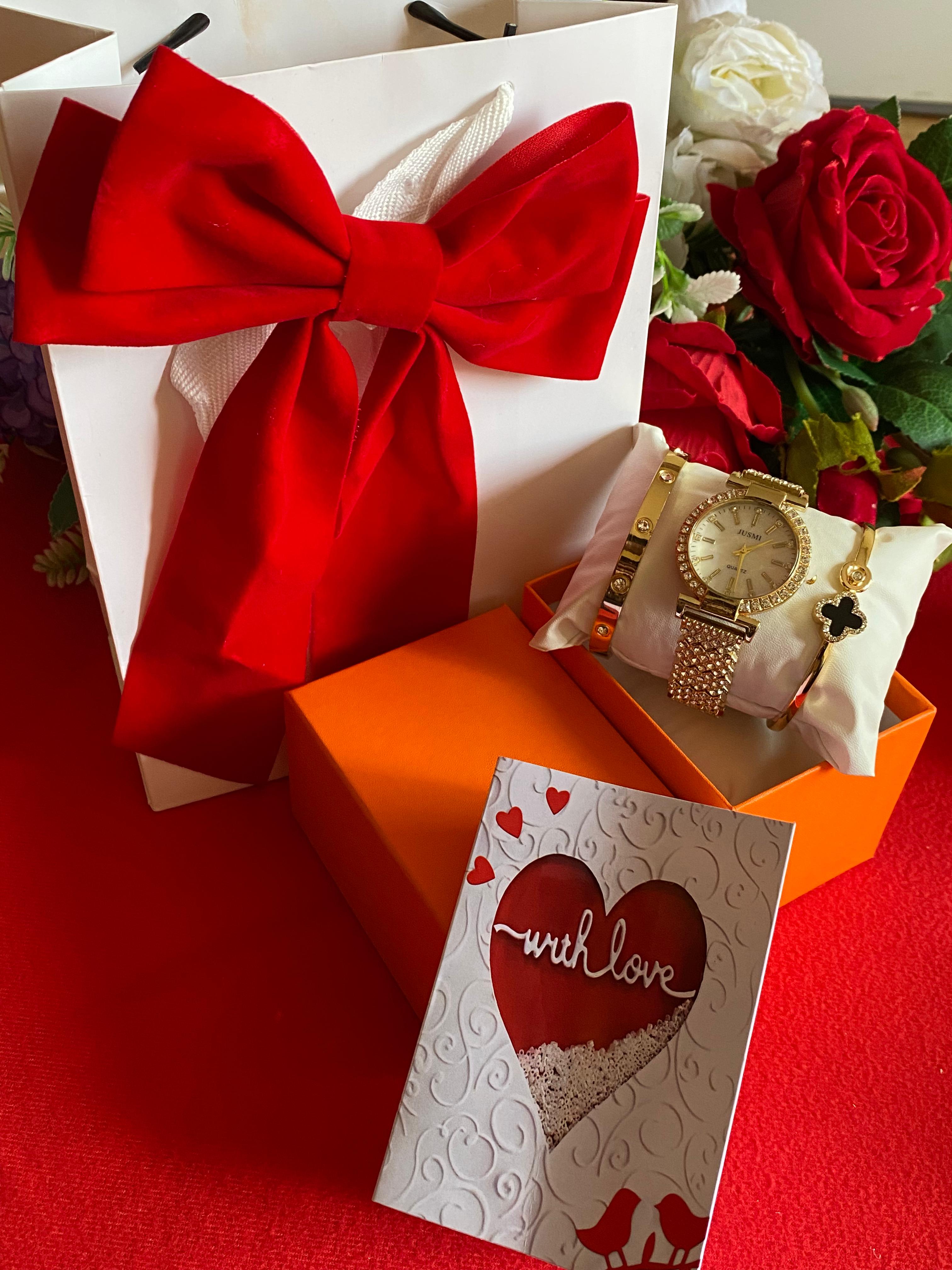 HOT LADIES GIFT COMBO