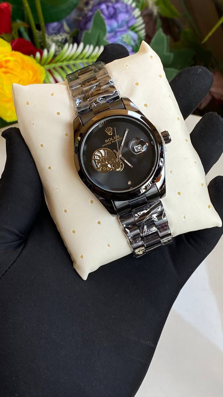 🎀⏰ROLEX LADIES WATCH *KES 1,999*⏰🎀  🔹Day and Date Display 🔹Water resistant 🔹Battery powered  🔹Stainless steel