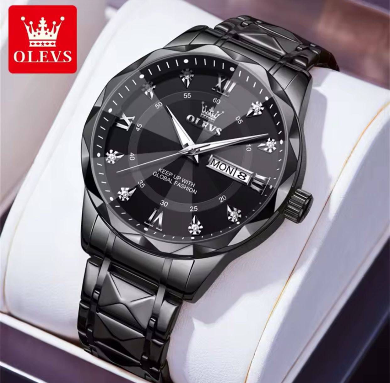 💣RESTOCKED💣  🔥🔥OLEVS GENTS WATCH #9931 *KES 2500*  🔹Luminous function 🔹Day&Date Display 🔹Water resistant 🔹Stainless Steel  ✍️✍️Engraving services available ✍️✍️ - Image 4