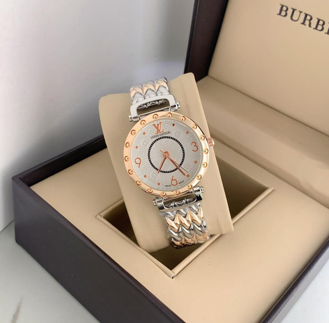 Louis Vuitton ladies watch for her 💥 - Image 4