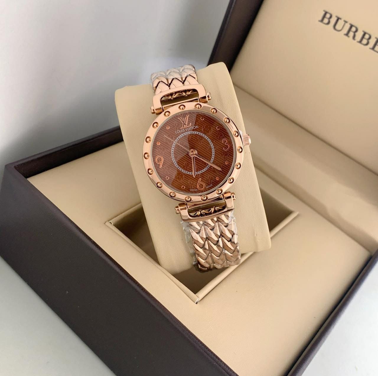 Louise Vuitton ladies watch for her - Image 4