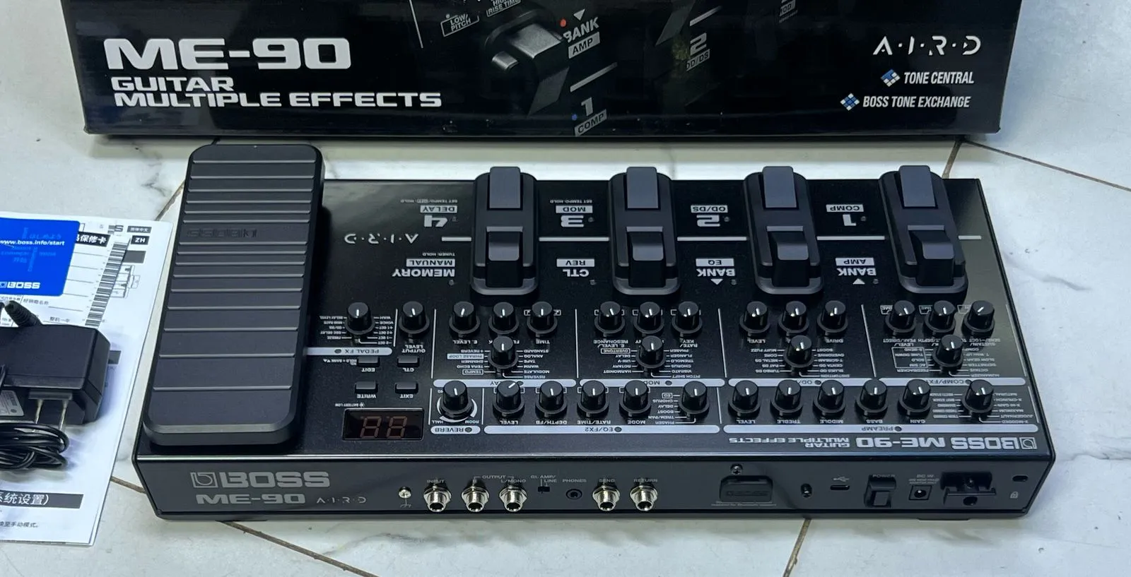 BOSS ME-90 Guitar Multi-Effects Pedal