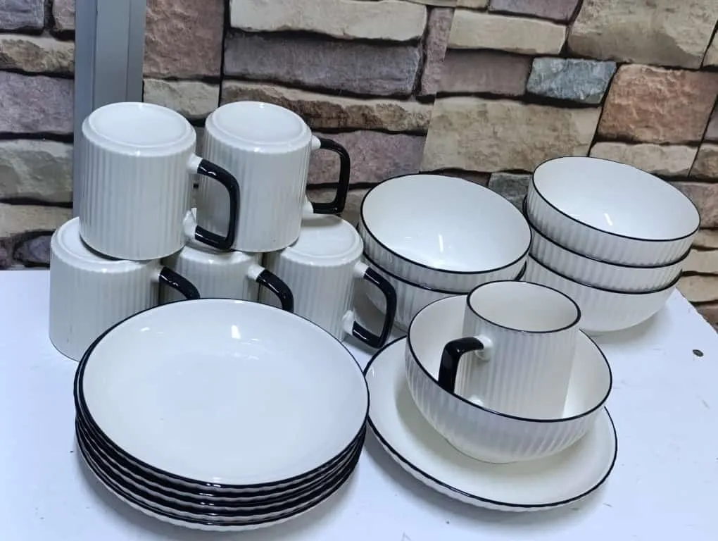 New Offers‼️‼️‼️‼️‼️18 pcs Japanese dinner set containing 6 cups, 6 bowls, 6 plates
