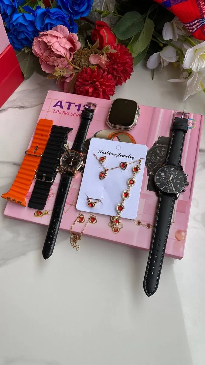 Crown AT13 Ladies Smart Watch with Jewellery Set - Image 5